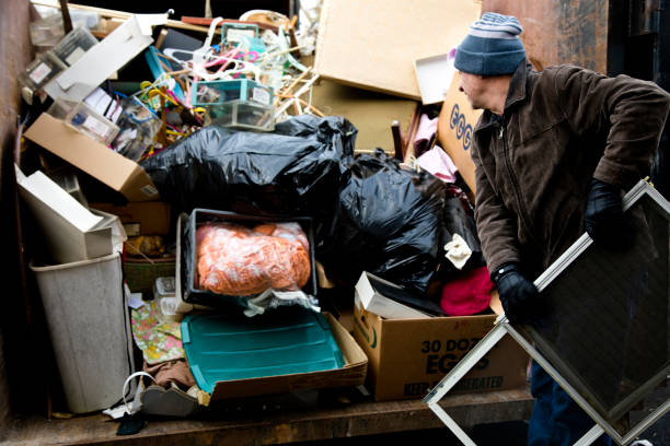 Best Estate Cleanout Services  in Lyndon, KS