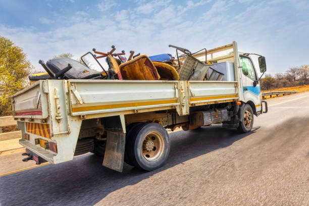 Best Yard Cleanup Services  in Lyndon, KS